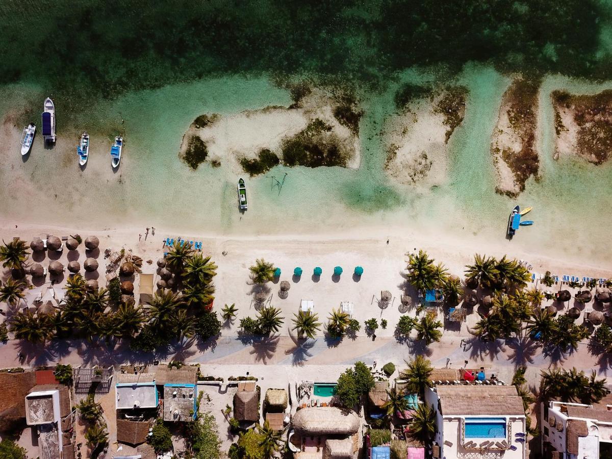 Nacional Beach Club & Bungalows Mahahual Exterior photo