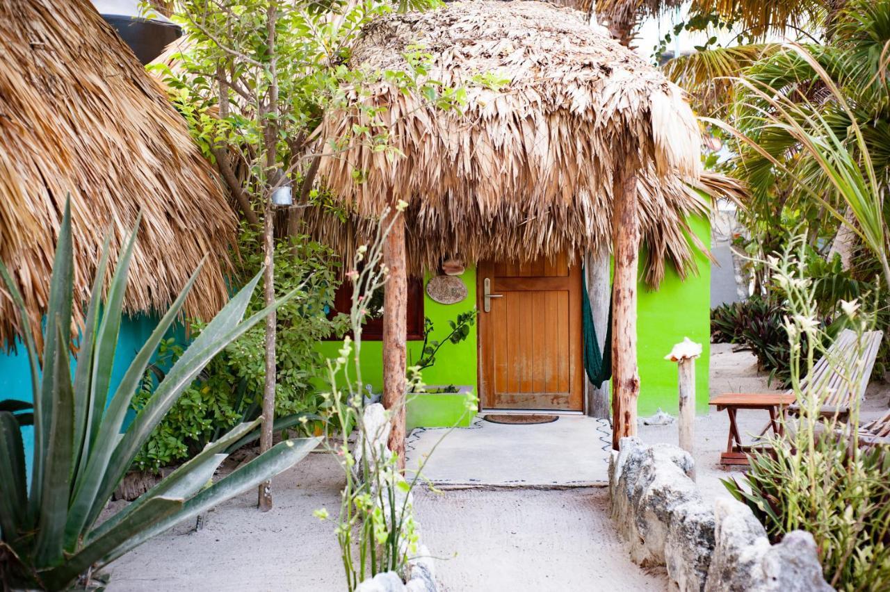Nacional Beach Club & Bungalows Mahahual Exterior photo
