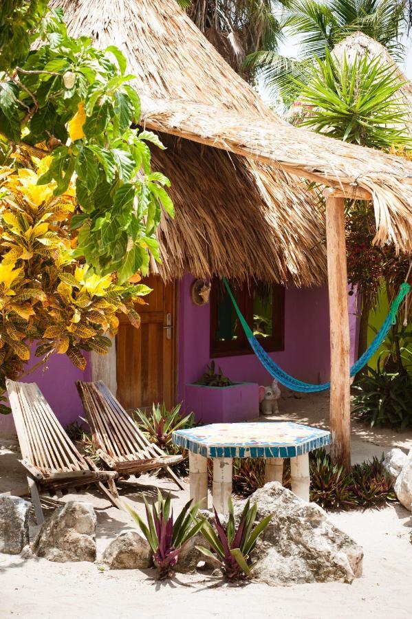 Nacional Beach Club & Bungalows Mahahual Exterior photo